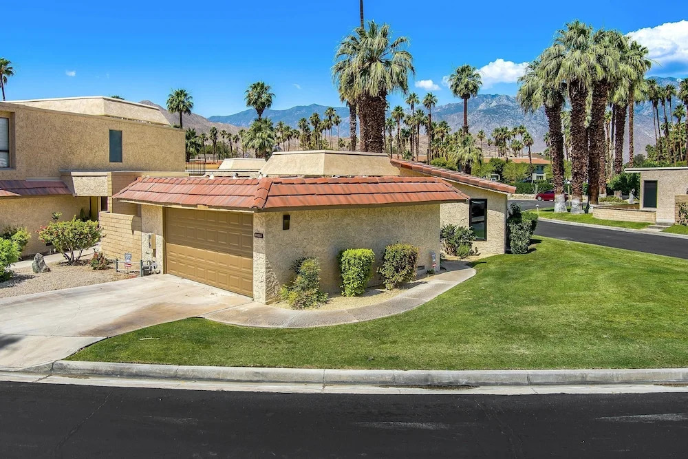 Cccc Gorgeous Remodel With Stellar Views