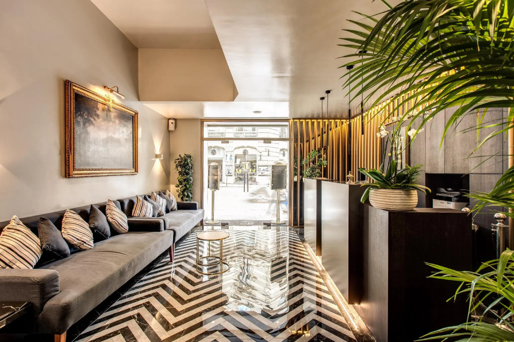 Hotel 87 eighty-seven - Maison dArt Collection