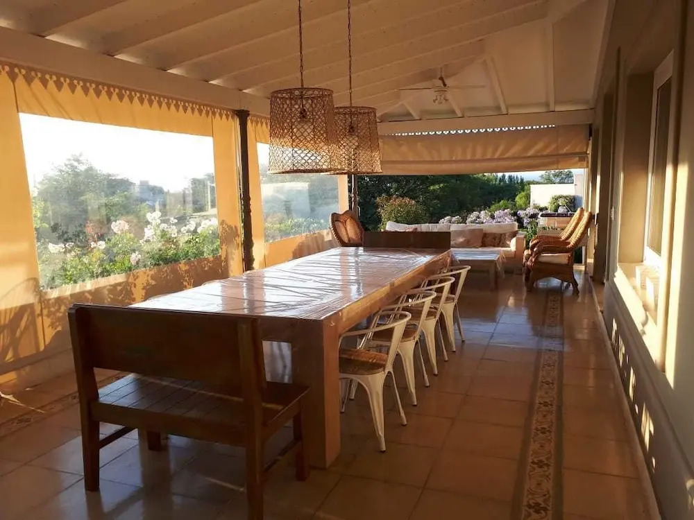 Acogedora Casa En Exclusivo Barrio