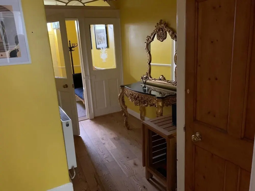 Georgian Two Bedroom Apartment