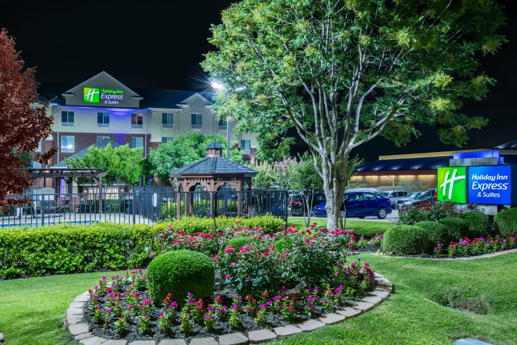 Holiday Inn Express Hotel & Suites Dallas - Grand Prairie I-20 by IHG