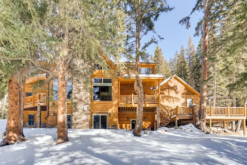 Secluded 6br W/ Hot Tub, Fire Pit & Chef's Kitchen 6 Bedroom Home