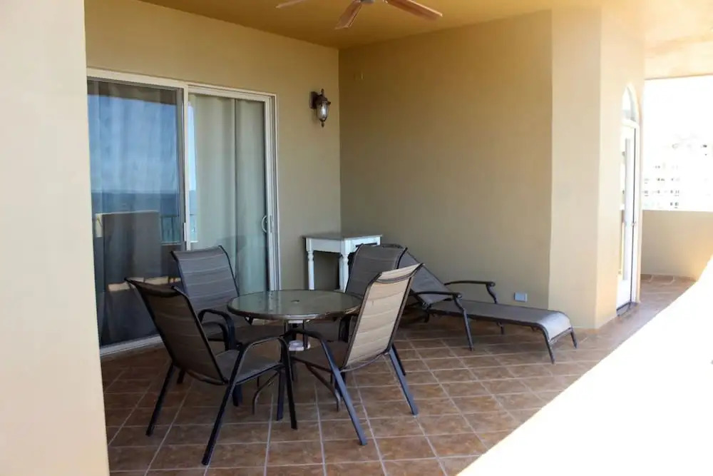 Bella Sirena 2Br BA 401-V by Casago