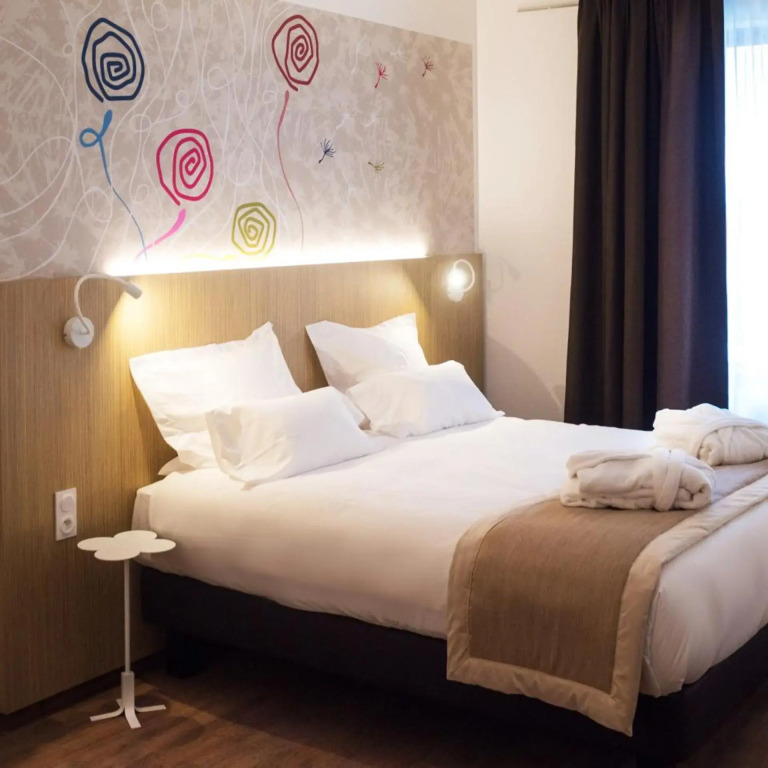 Kyriad Prestige Amiens Poulainville - Hotel and Spa