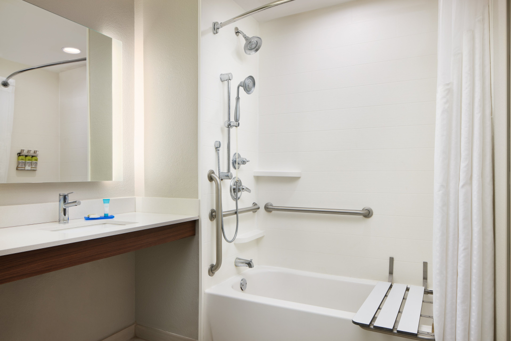 Holiday Inn Express & Suites Bonifay by IHG