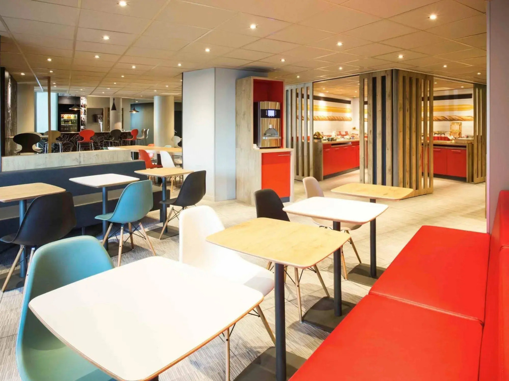 Ibis Orly Chevilly Tram 7