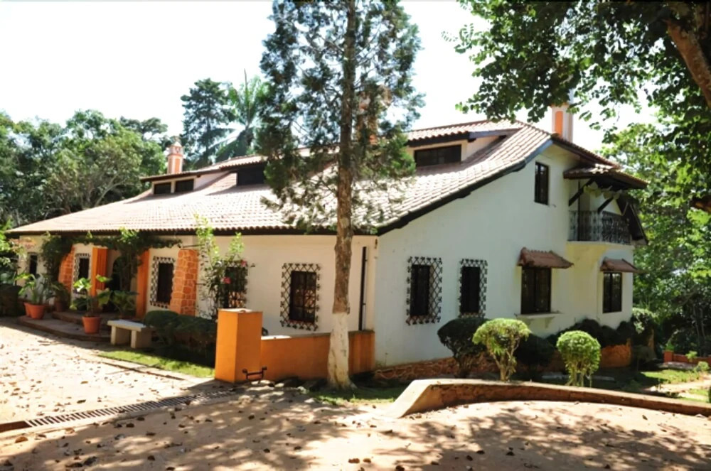 Ritz Fazenda Cabuta
