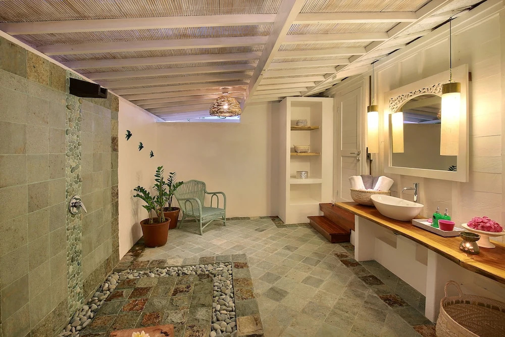 Turtle Garden Hotel