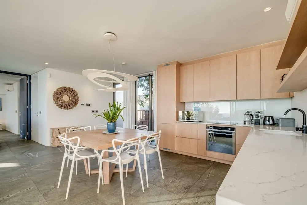 Unique Camps Bay Apartment w Private Pool Coral Sea