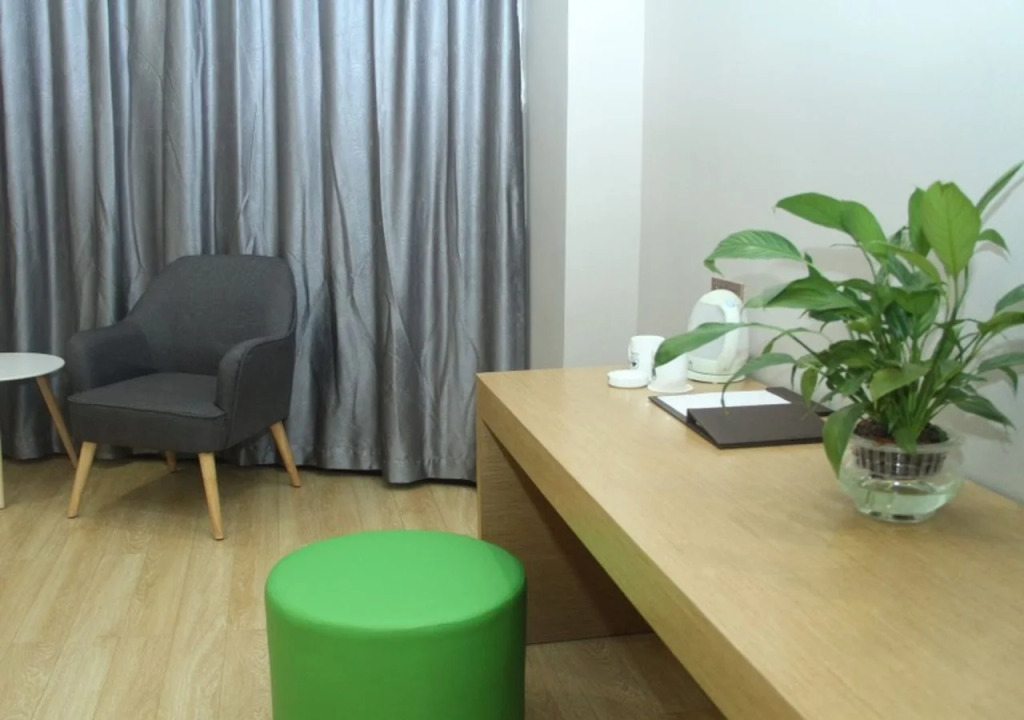 GreenTree Inn Lvliang Xiaoyi City Fuqian Street Hotel