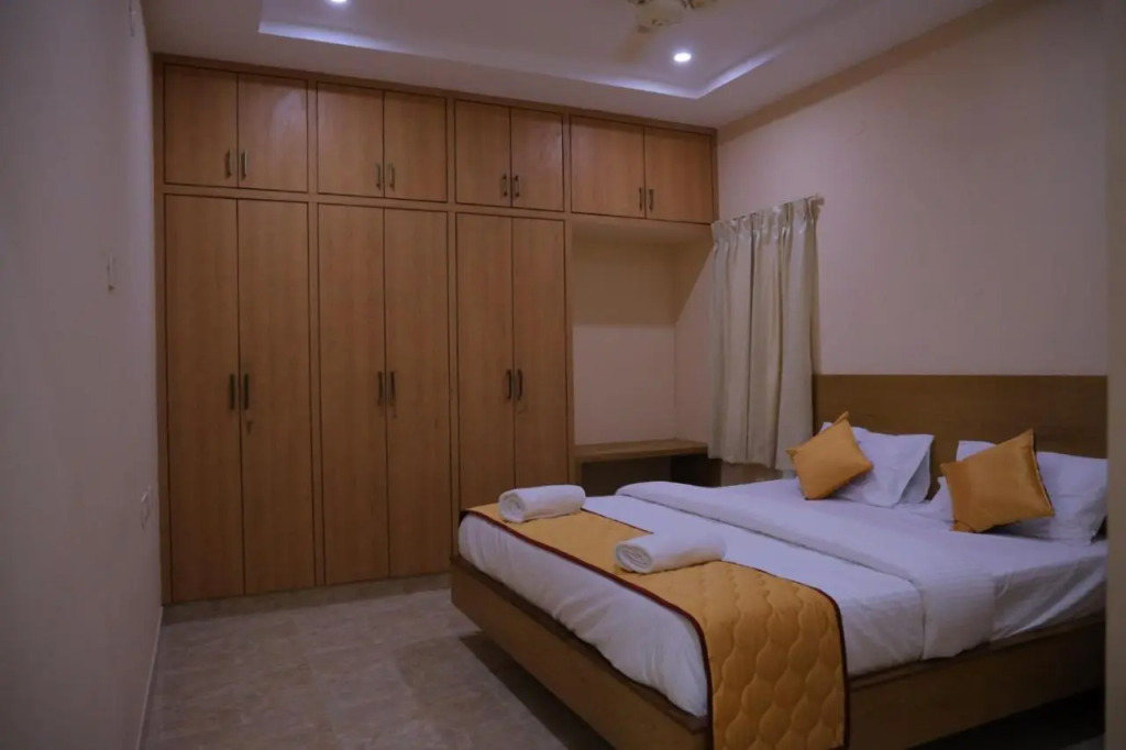 Padma Homes Stay- Luxury Service Apartment 1BHK & 2BHK & 3BHK