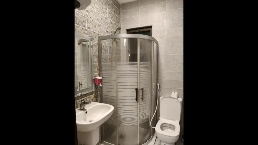 30 1-bedroom Rental Unite With Services Nearby