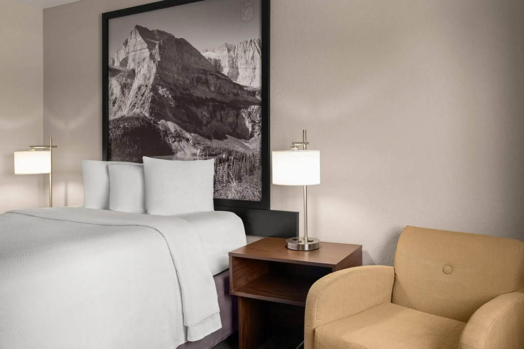 Super 8 by Wyndham Kalispell Glacier National Park