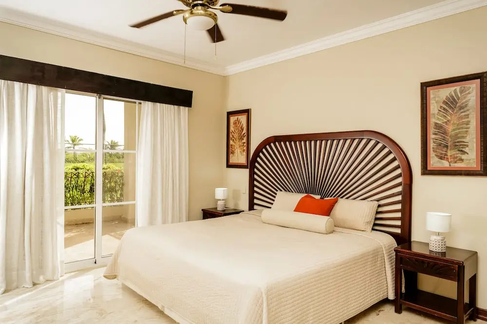 Palm Green Vacations Whitesands