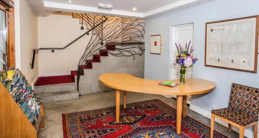 Tranquil 2Br Suite Apt In Dublin-2