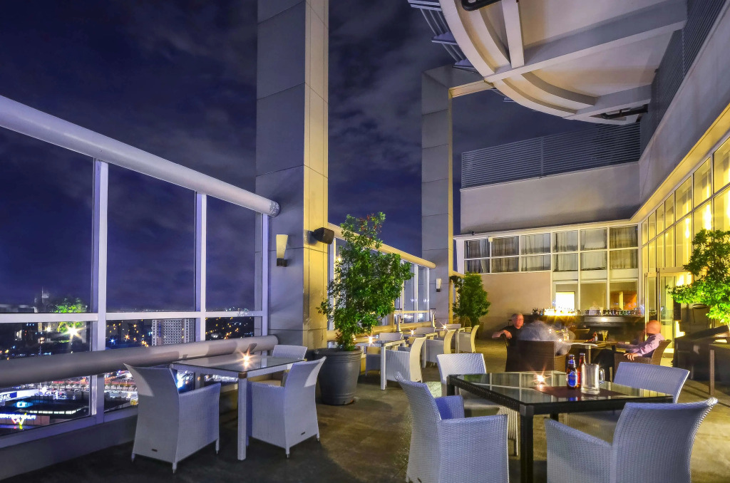 Acacia Hotel Manila