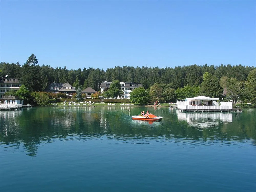 Amerika-Holzer Hotel & Resort