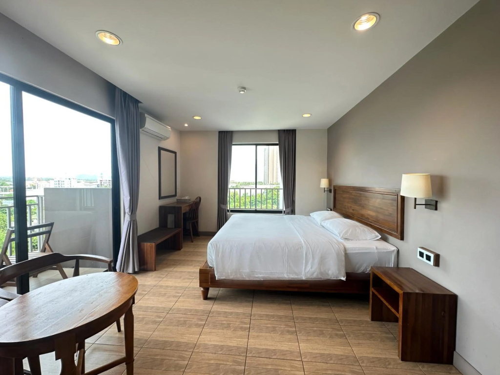 Mangrove Prestige Hotel