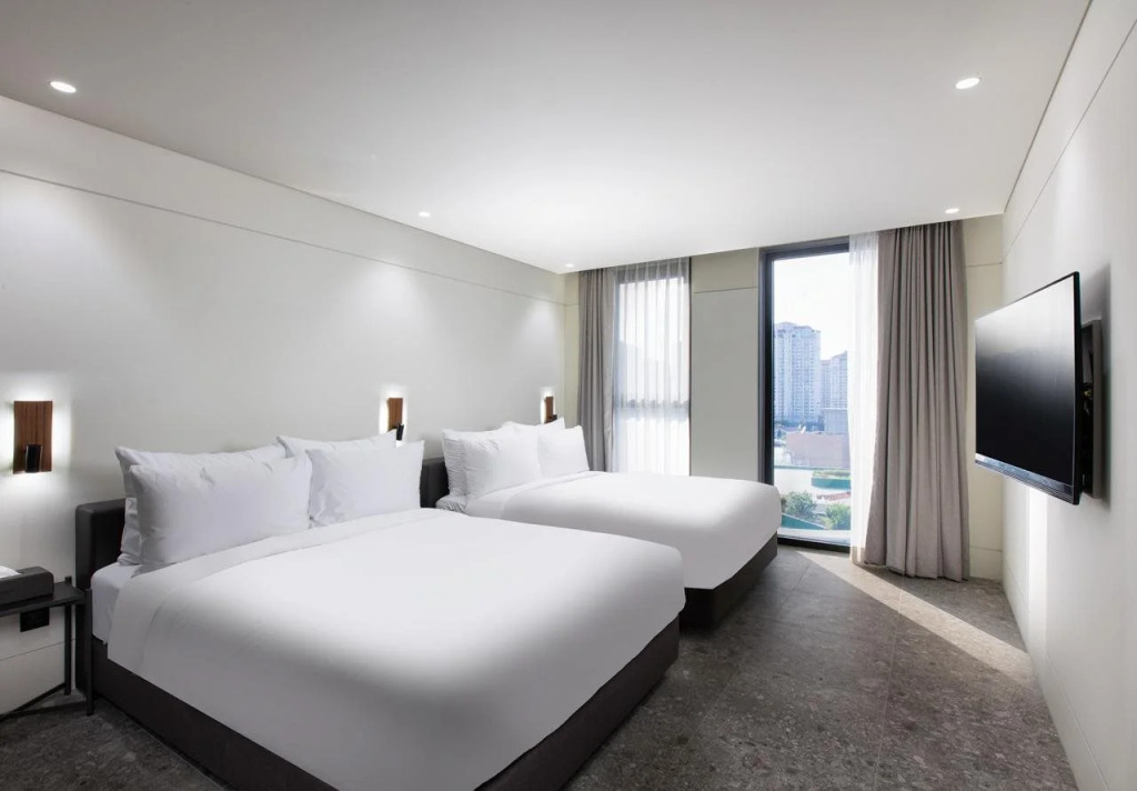 Park Marine Hotel