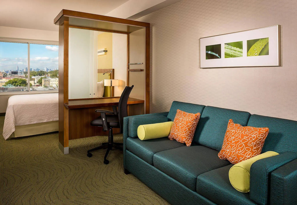 SpringHill Suites by Marriott New York LaGuardia Airport