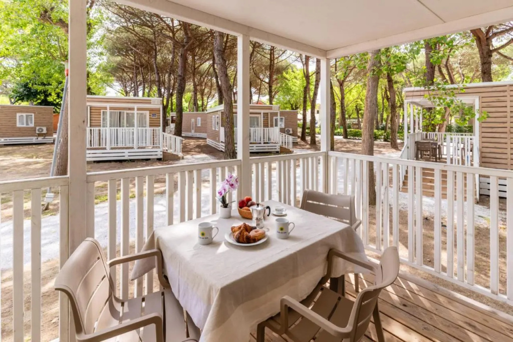 Club del Sole Caldonazzo Family Collection
