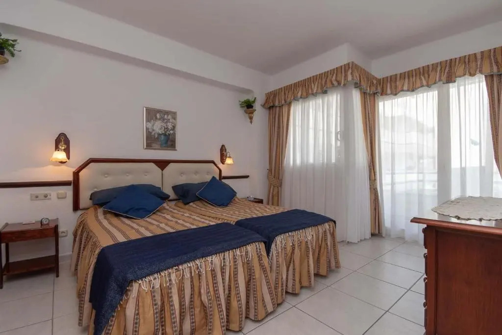 Club Atlantis 118 - One Bed