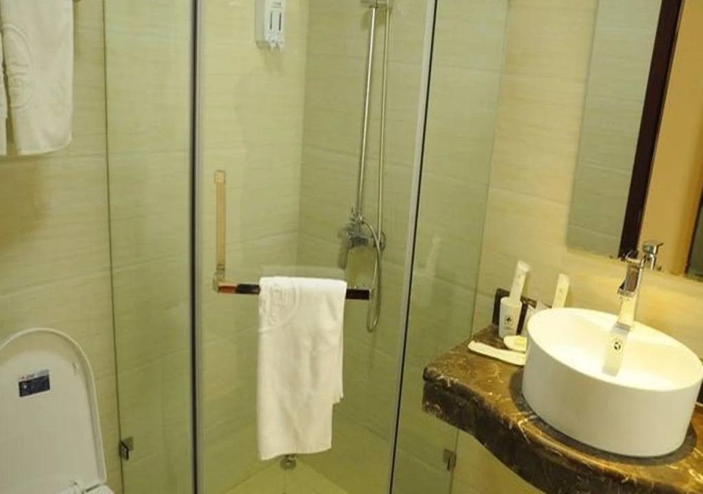 GreenTree Inn Guiyang North High-speed Railway Station School of Transportation Hotel