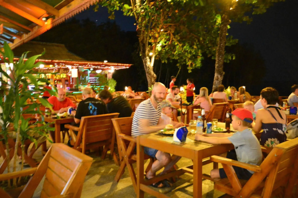 Diamond Cave Resort