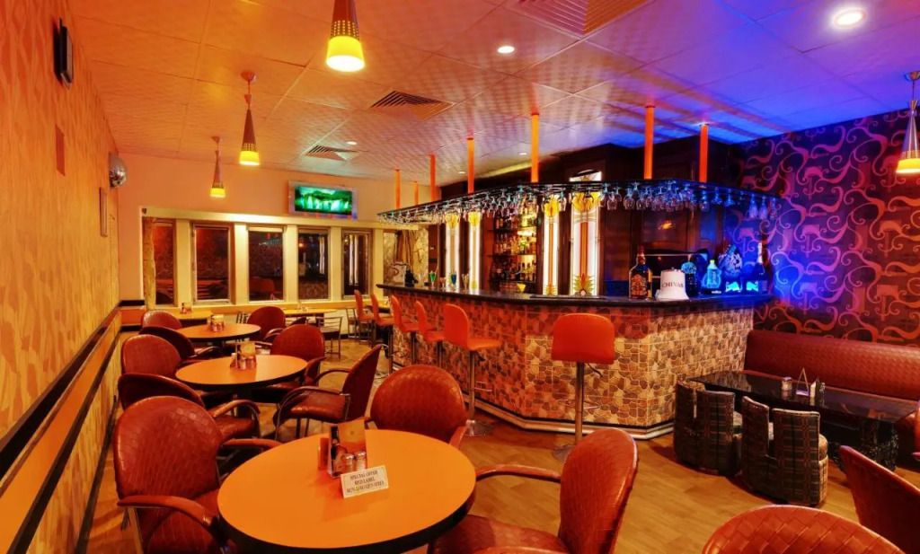 Ginger Agra, Fatehabad Road