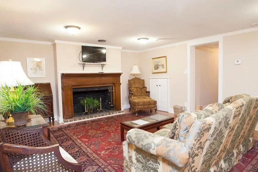 Savannah Bed & Breakfast Inn