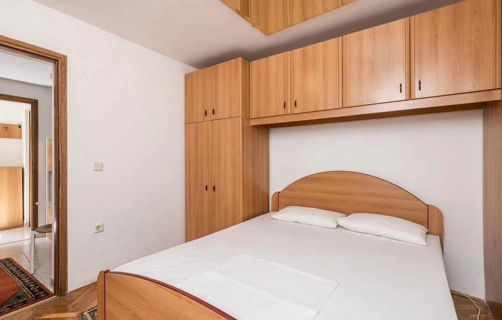 Stunning Apartment in Veli Losinj With 1 Bedrooms and Wifi