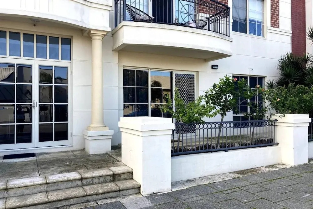 Modern 2 Bedroom Apartment in Perth