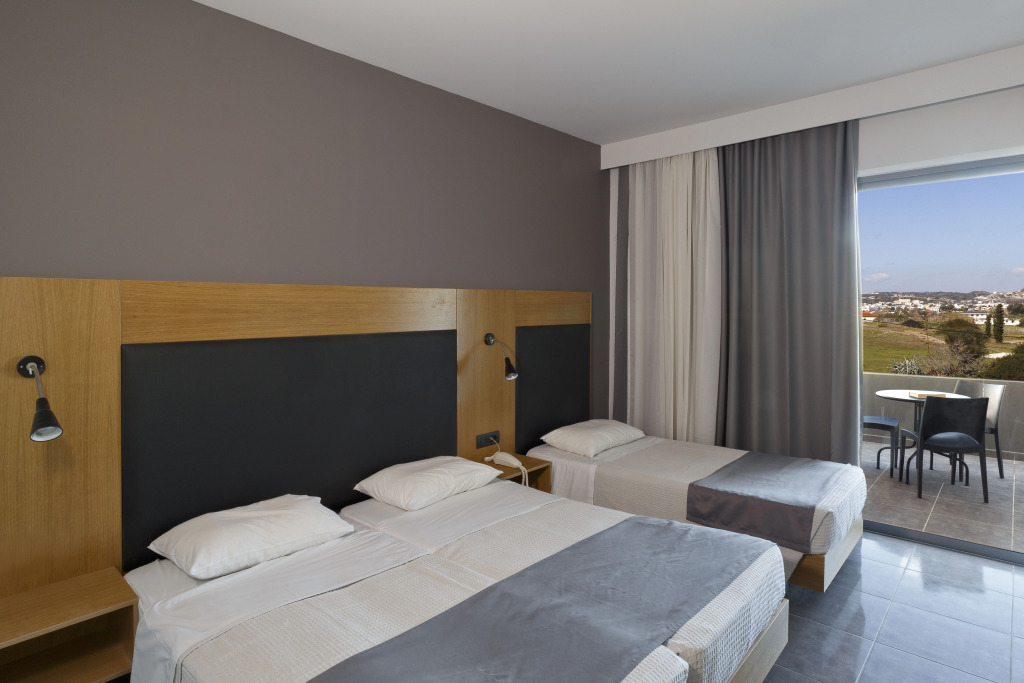Отель Evita Resort