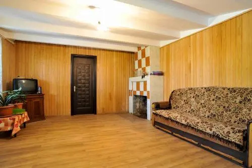 Fatkashi House