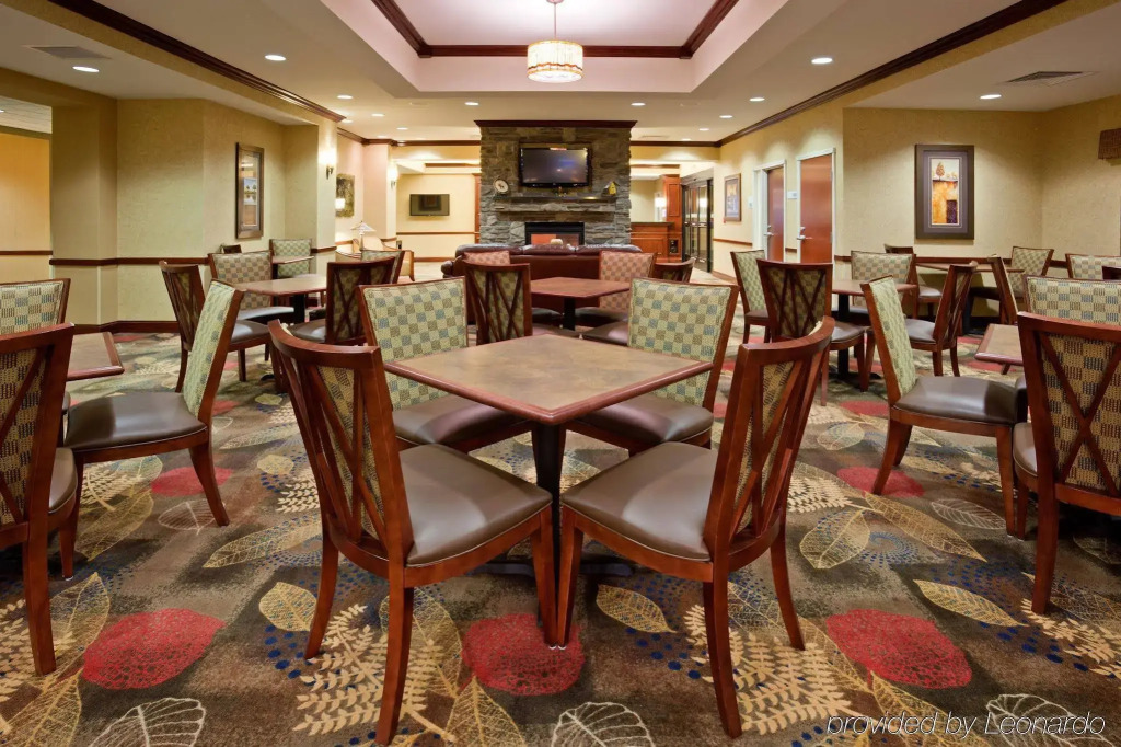 Holiday Inn Express and Suites Helena by IHG