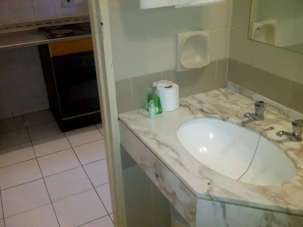 Seaboard Hotel & Holiday Apartments