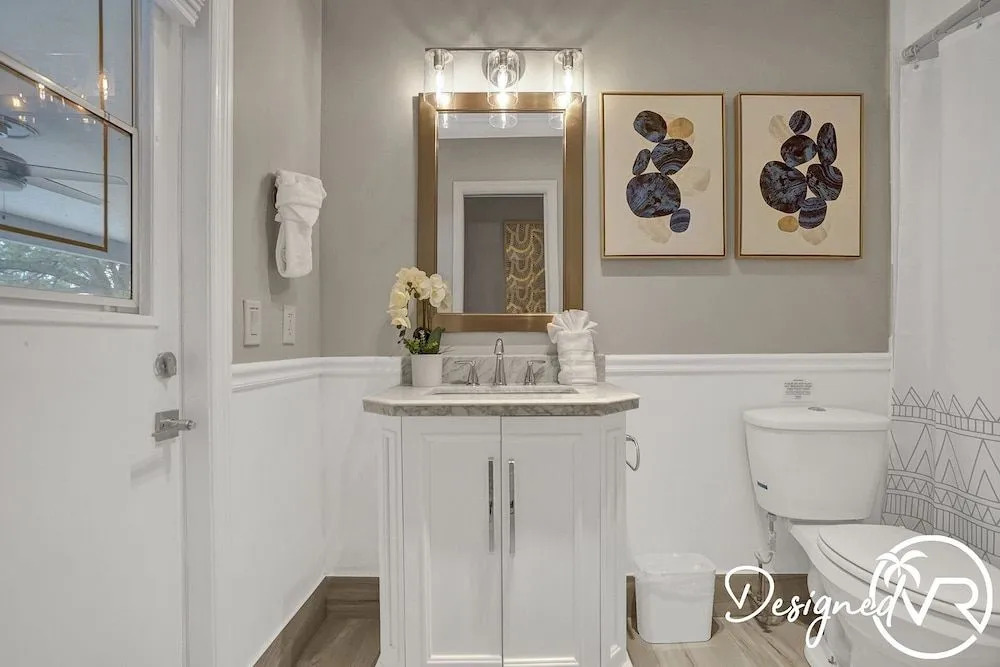 Family vacation 5 Br with Heated Pool