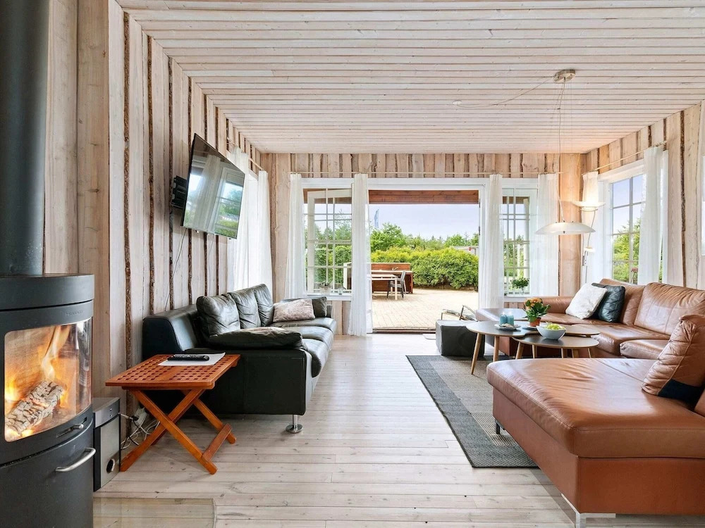 10 Person Holiday Home in Hemmet