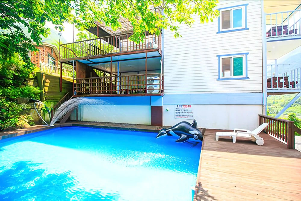 Yangsan Bene Maru Pension