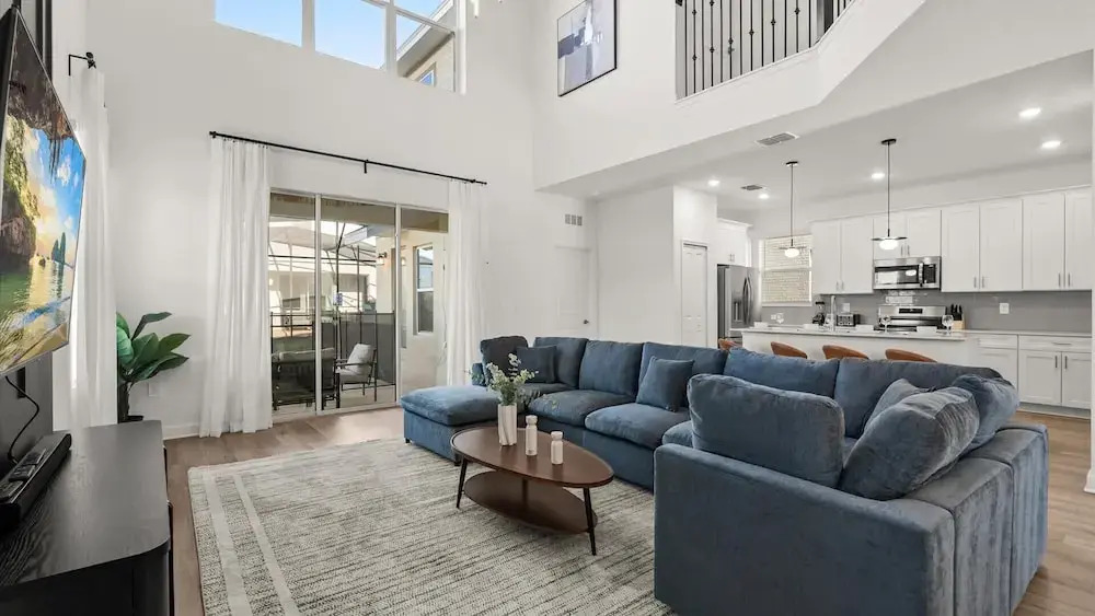 Newly Built Villa with Pool, Cinema & Games Room