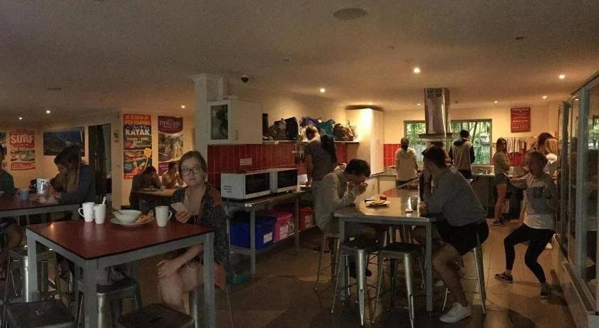 Noosa Flashpackers