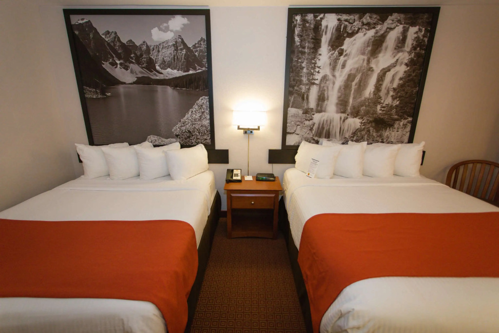 Super 8 by Wyndham Drayton Valley