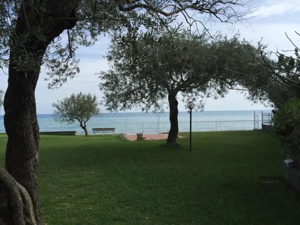 Seafront Apartment Il Gabbiano