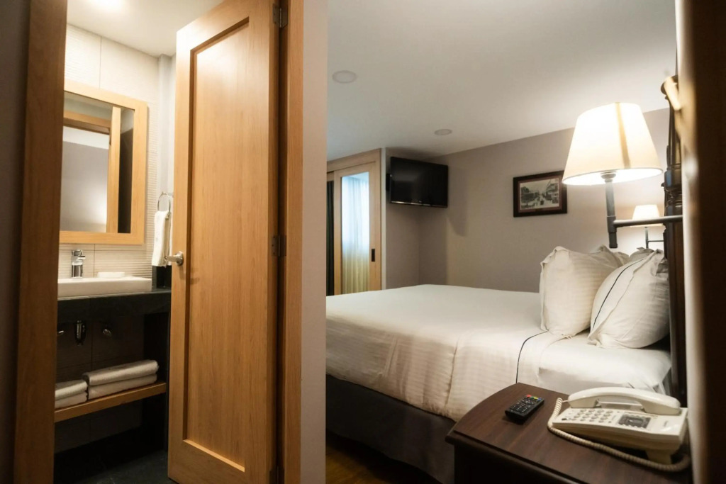 Hotel Canada Central