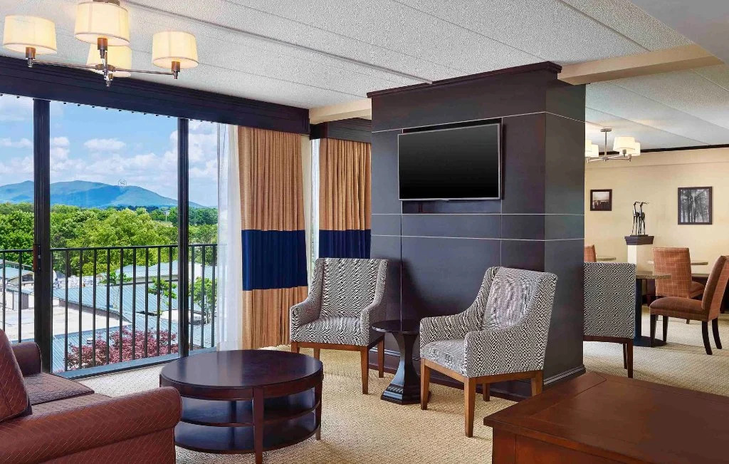 Sheraton Roanoke Hotel & Conference Center