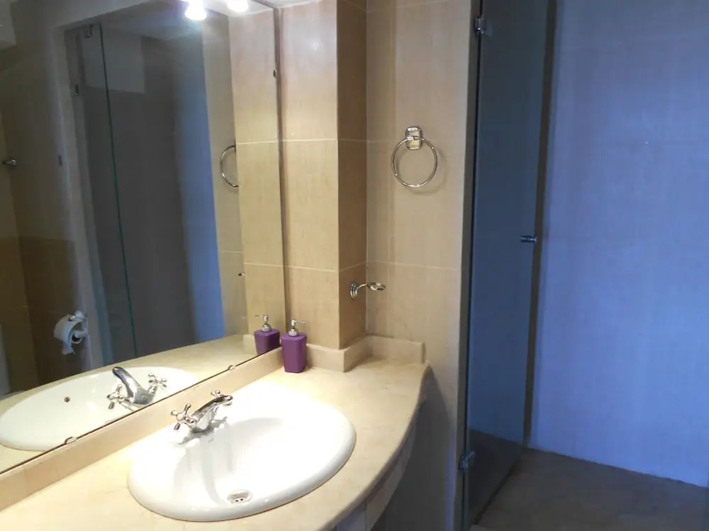 Spacious Apartment with amazing sea views T24316