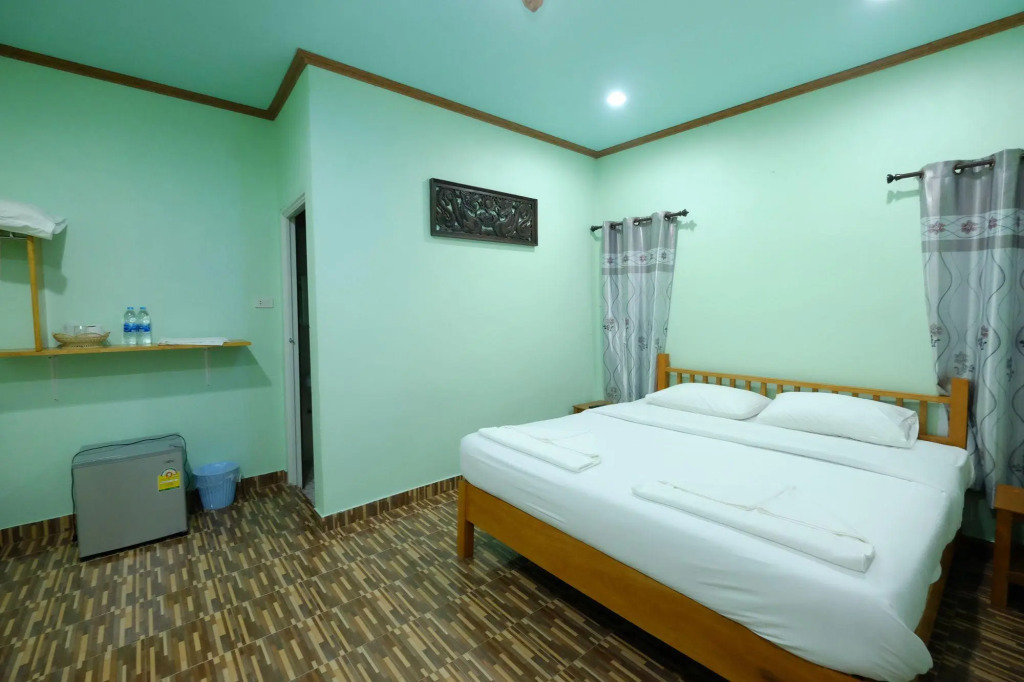 Pum and Plam Homestay Resort