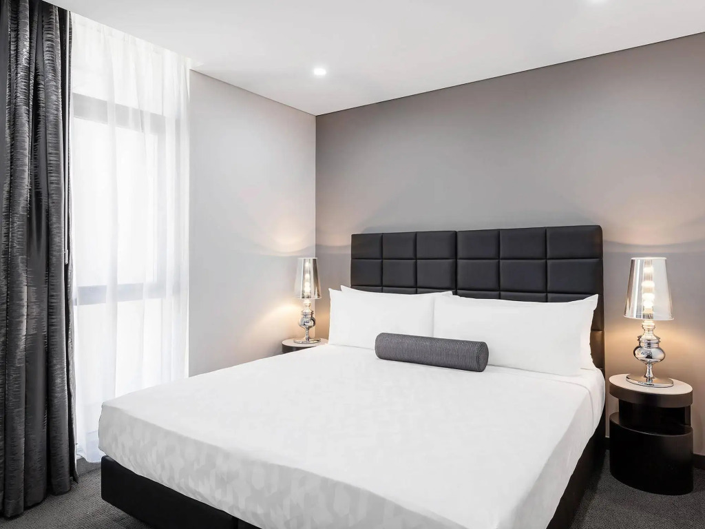 Meriton Suites Chatswood