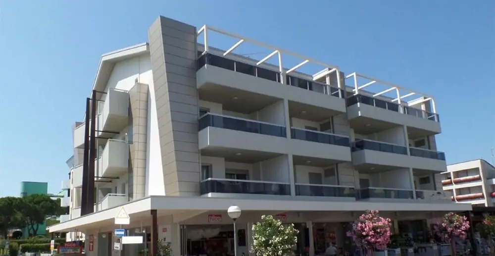 Shedir B in Bibione With 1 Bedrooms and 1 Bathrooms