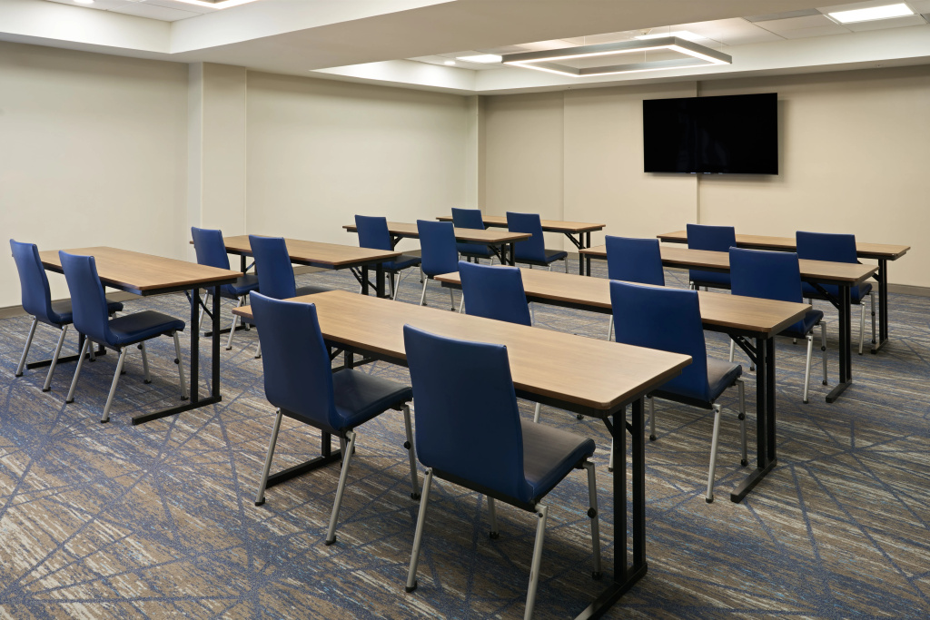 Holiday Inn Express Hotel & Suites Kendall East-Miami by IHG